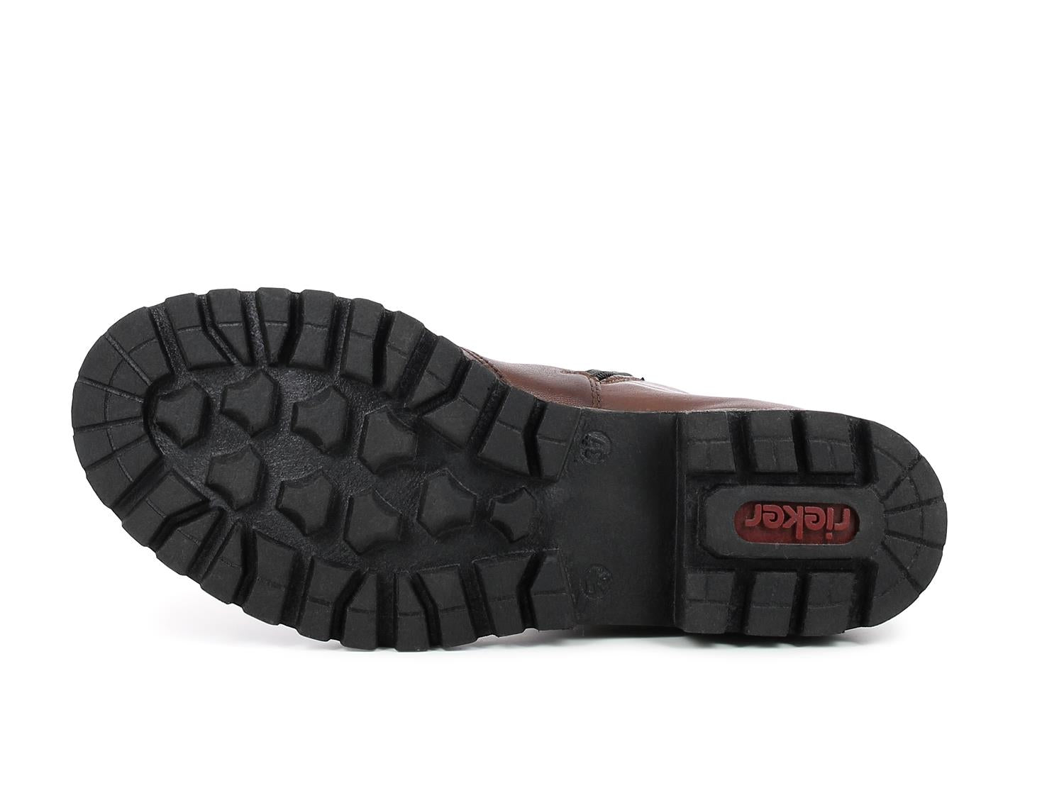 Bildet viser 03037 Rieker Lettfòret lav Boots brun med svart, robust såle, dype slitebaner og "Rieker Comfort & Style" i rødt nær hælen, som fremhever Antistress-teknologi for komfort.