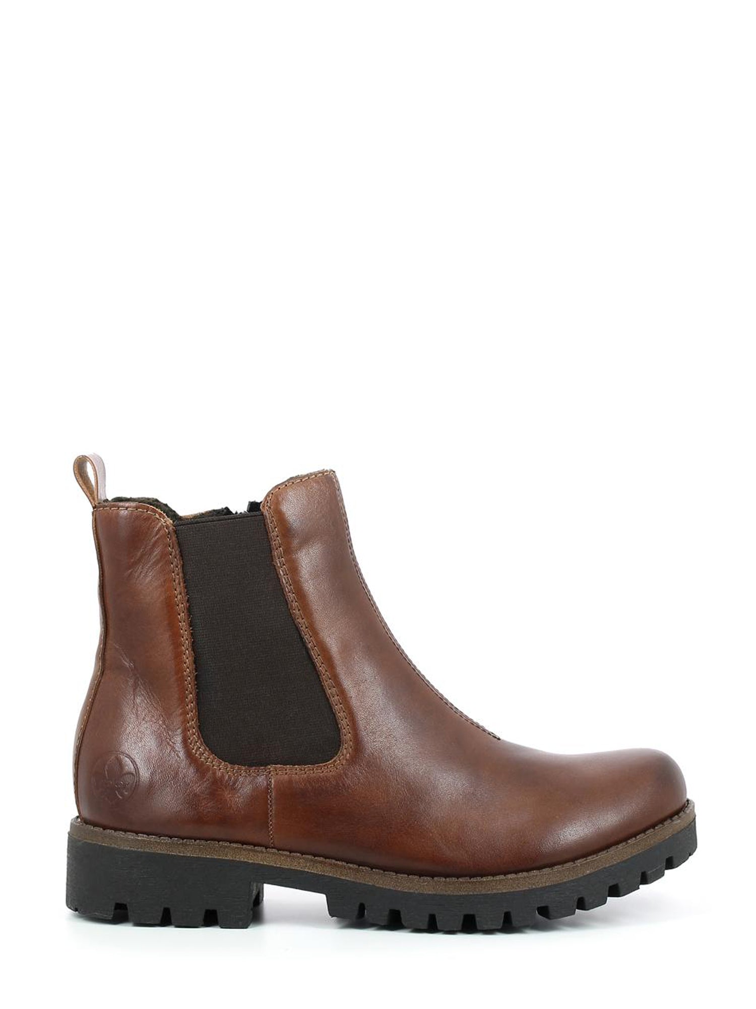 03037 Rieker Lettfòret lav Boots brun fra Rieker Comfort & Style er en Chelsea-støvel i brunt skinn med svarte elastiske sidepaneler, trekkflik, slitesterk svart såle, synlige sømmer og Antistress-teknologi for ekstra komfort.