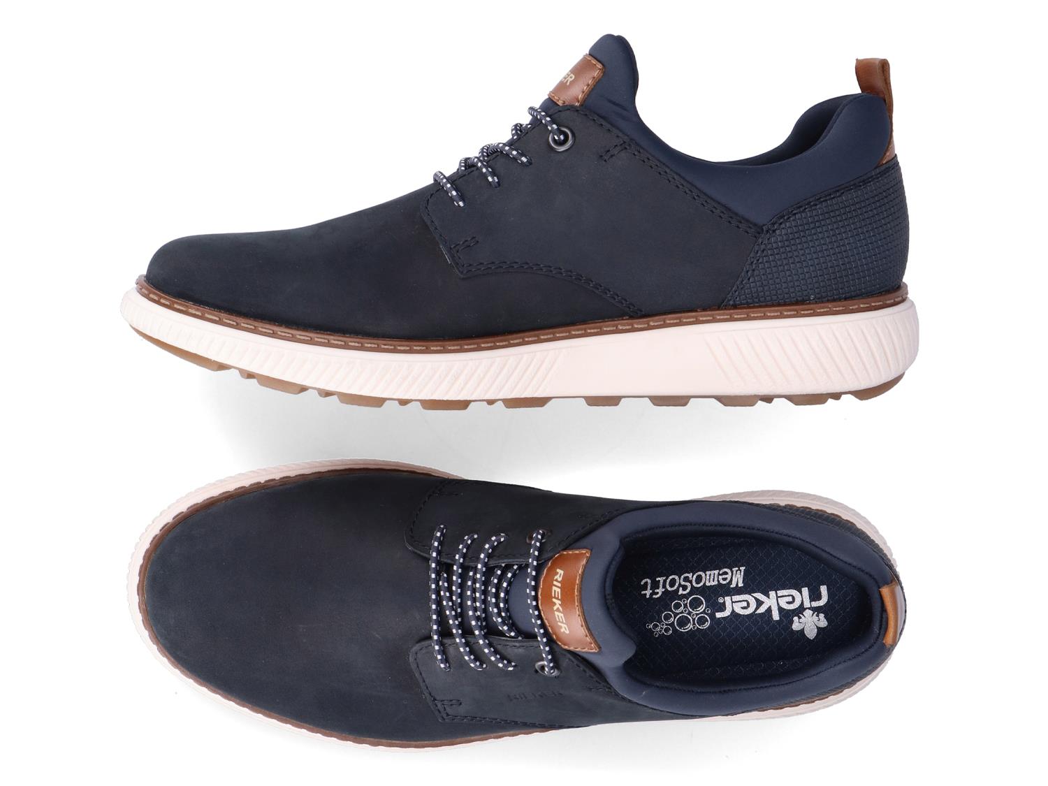 Marineblå Rieker Comfort & Style 05406 Soaftfoam joggesko for herrer med hvit såle og brune detaljer, vist fra siden og ovenfra. Med Antistress-teknologi, MemoSoft-innersåle og synlig merkevarelogo på innersålen for komfort hele dagen.