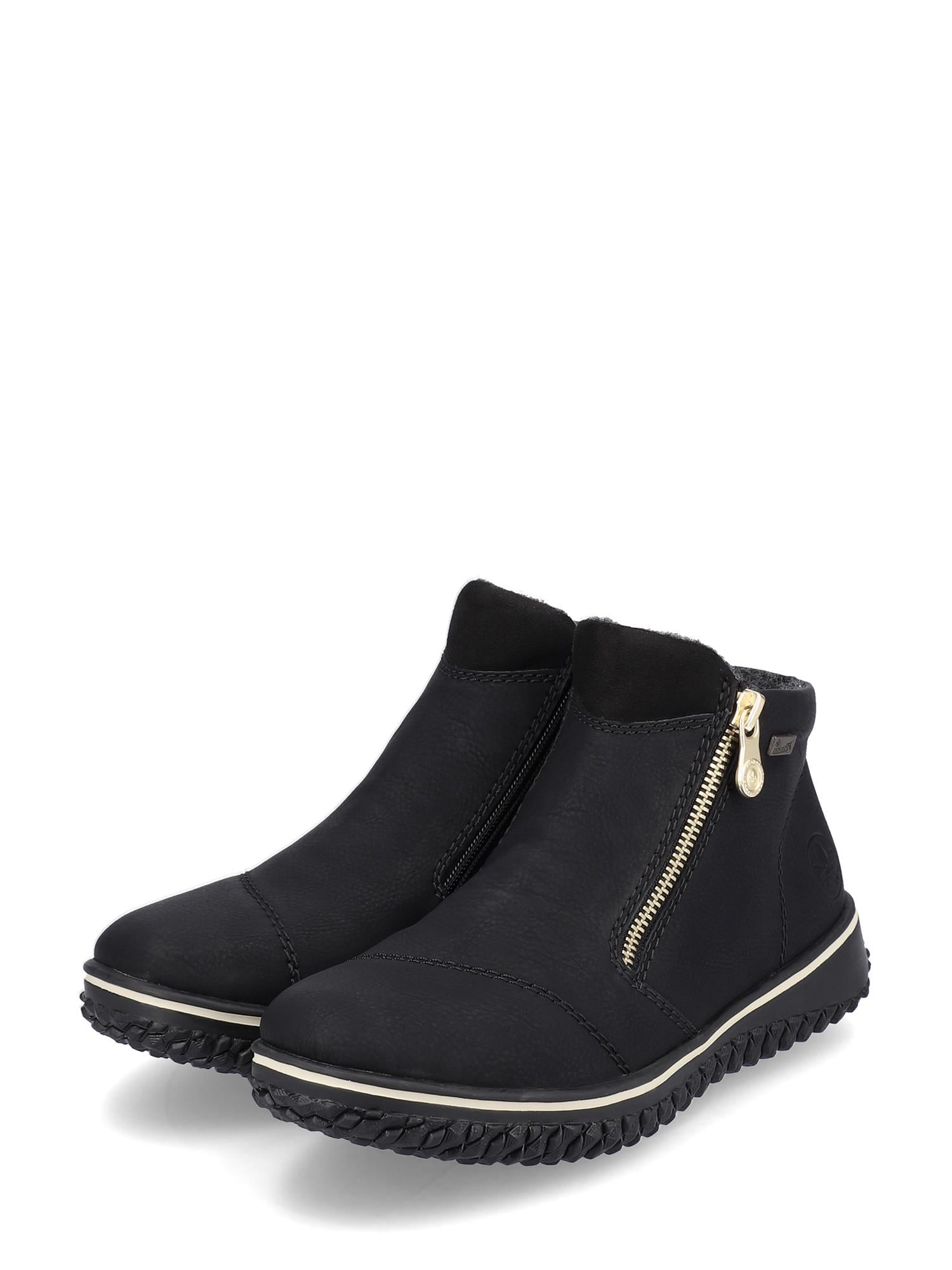 04844 Rieker Warm and Dry Zip Boots fra Rieker Comfort & Style er svarte ankelstøvler med glidelås på siden, lys kant rundt sålen, sort yttersåle med tekstur, glatt, matt overflate og Rieker-TEX komfortteknologi.
