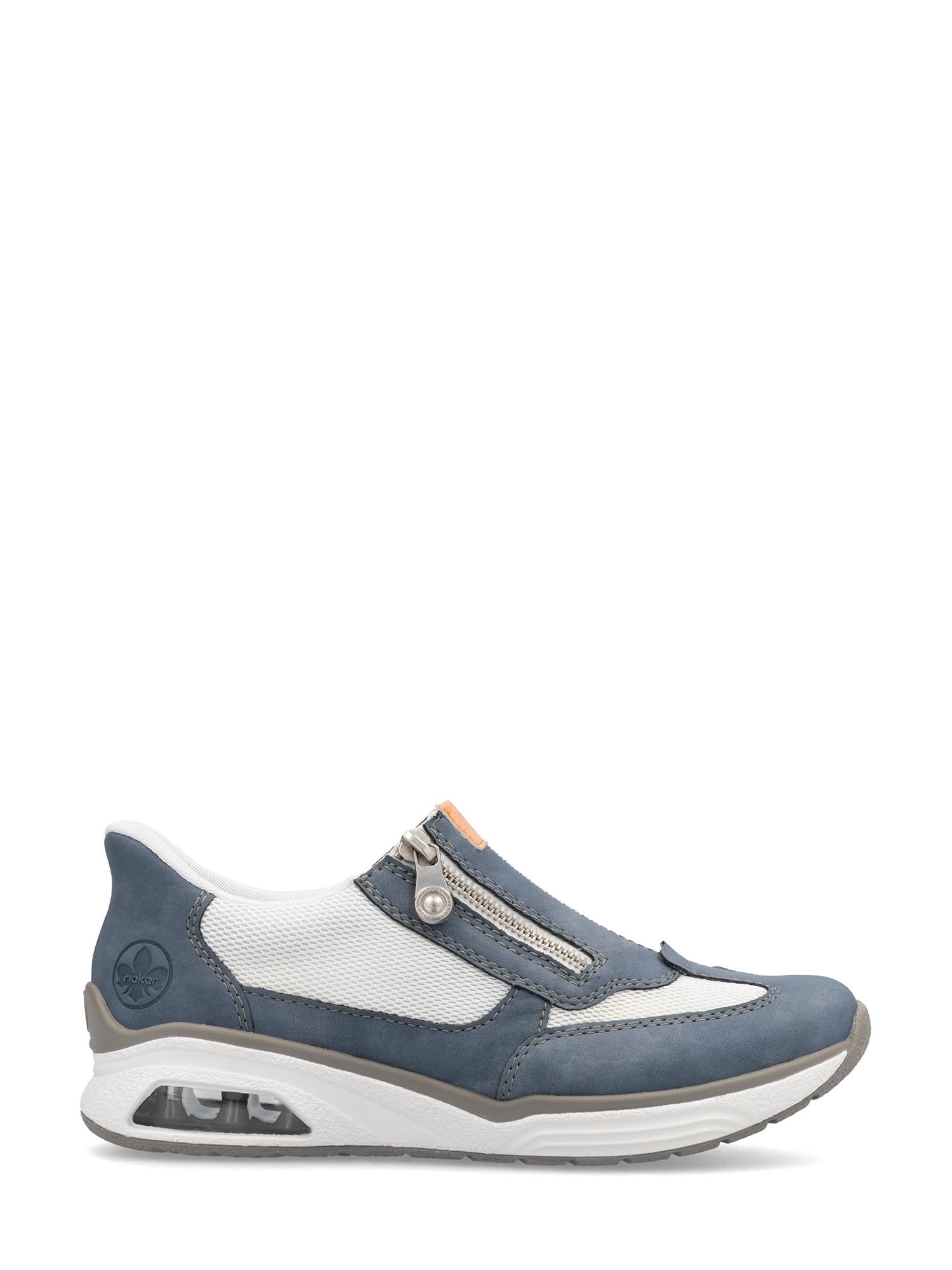 03265 Rieker Air-Tech-sneakeren fra Rieker Comfort & Style vises i blått og hvitt med glidelås på siden, synlig luftpute i hælen og støtdempende såle med Rieker Air-teknologi. Vises på hvit bakgrunn, sett fra siden mot høyre.