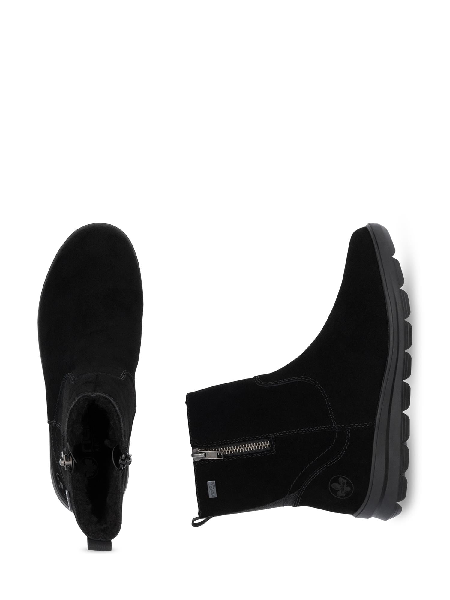 Et par svarte 04826 Rieker Semsket Tex-membran Varmfôret Boots fra Rieker Comfort & Style vises ovenfra og fra siden, med robust såle og mykt fôr.