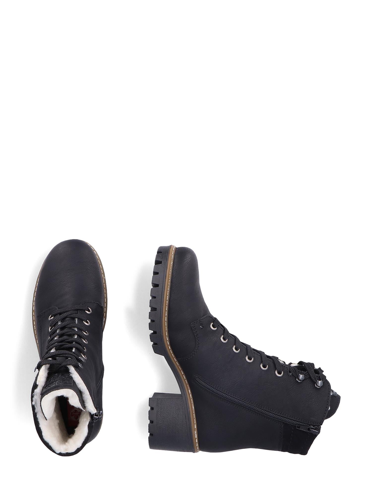 Et par 04738 Rieker Warm-lined Boots fra Rieker Comfort & Style, med chunky hæler og solide såler; den ene støvelen viser siden, den andre viser fleeceforingen. Perfekte varme støvler for kvinner på kalde dager.