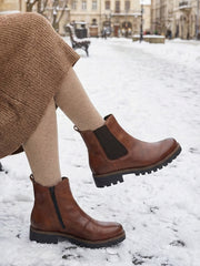 03037 Rieker Lettfòret lav Boots brun