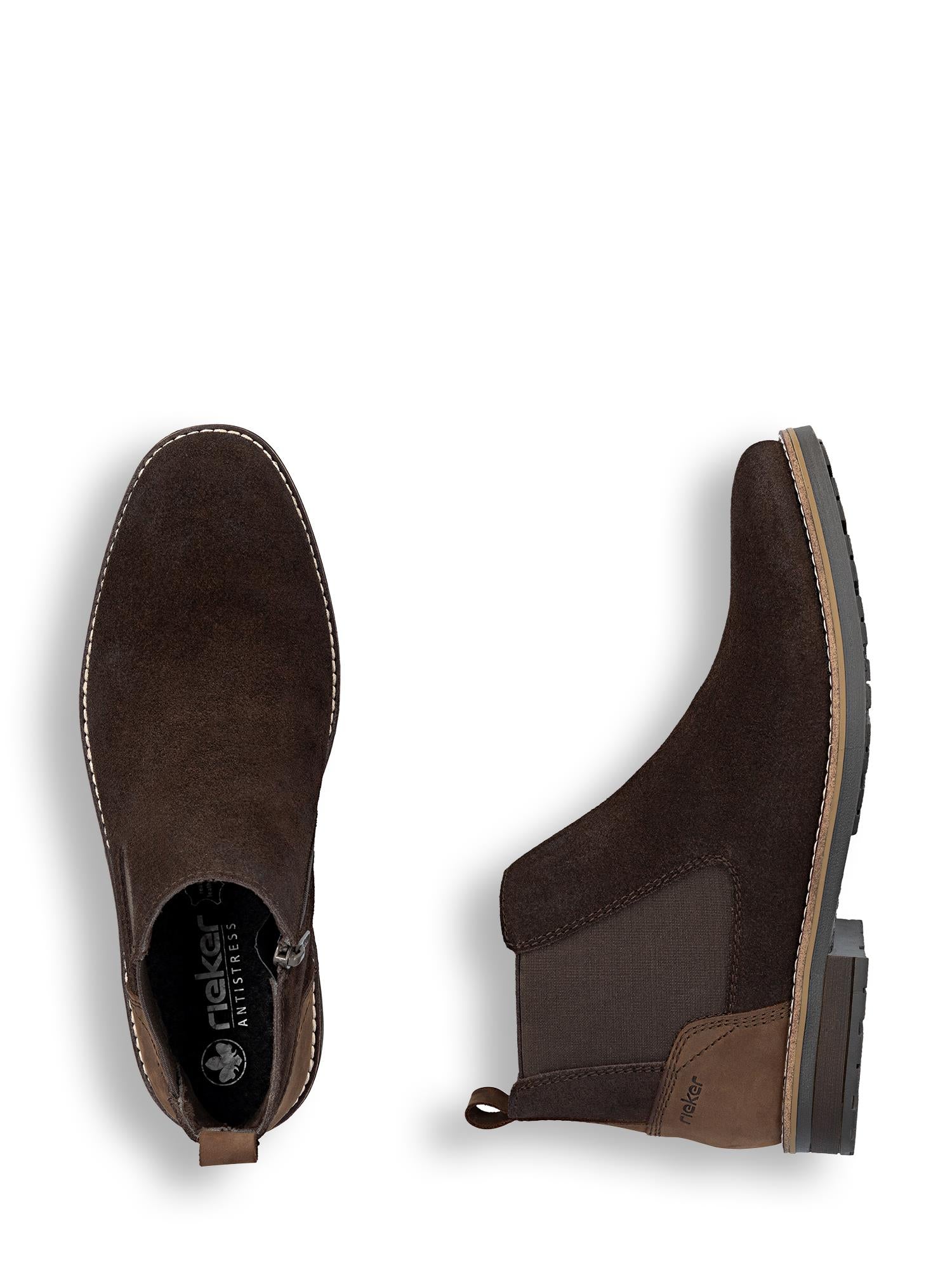 04245 Rieker Donovan Leather Boots fra Rieker Comfort & Style er en brun Chelsea-støvle i semsket skinn med overdel i skinn, elastiske sidepaneler, en trekkflik i hælen og en kontrastsåle med sømmer, vist ovenfra og fra siden.