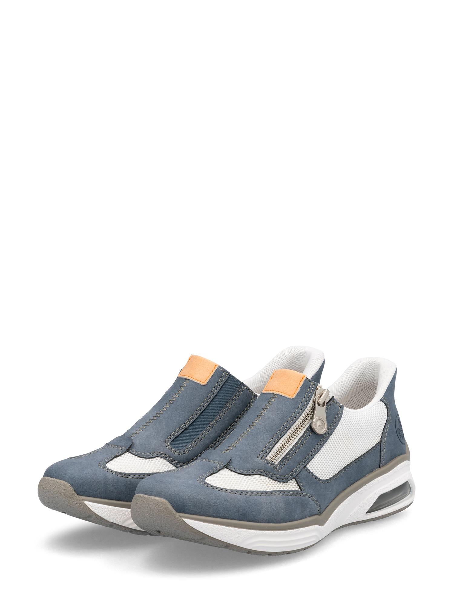 03265 Rieker Air-Tech-sneakeren fra Rieker Comfort & Style har blå og hvite farger, oransje detaljer, en grå støtdempende såle, dekorativ glidelås på siden og tilbyr et sporty, avslappet design.