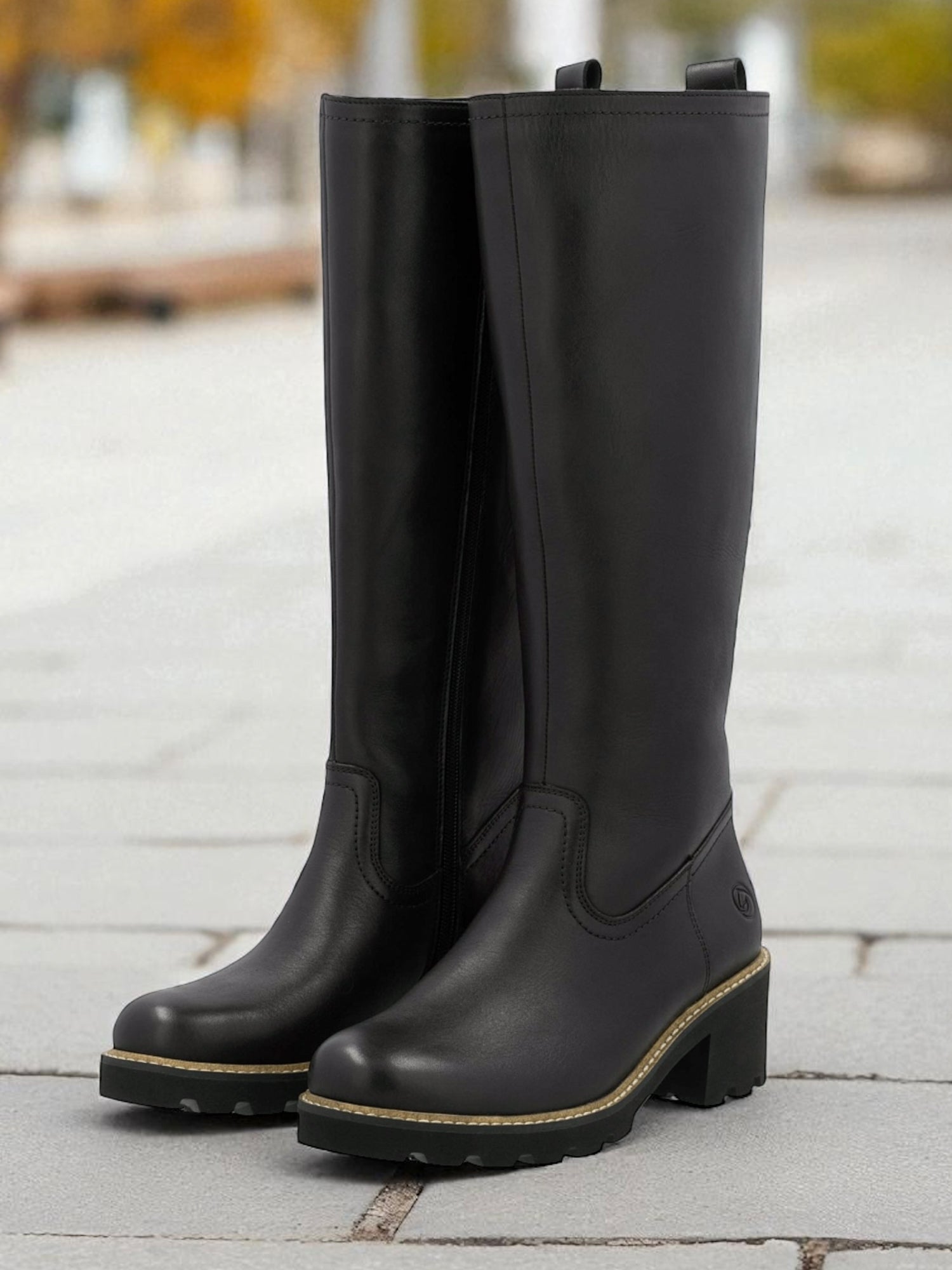 04779 Remonte Wide Wool Lined Leather Boots