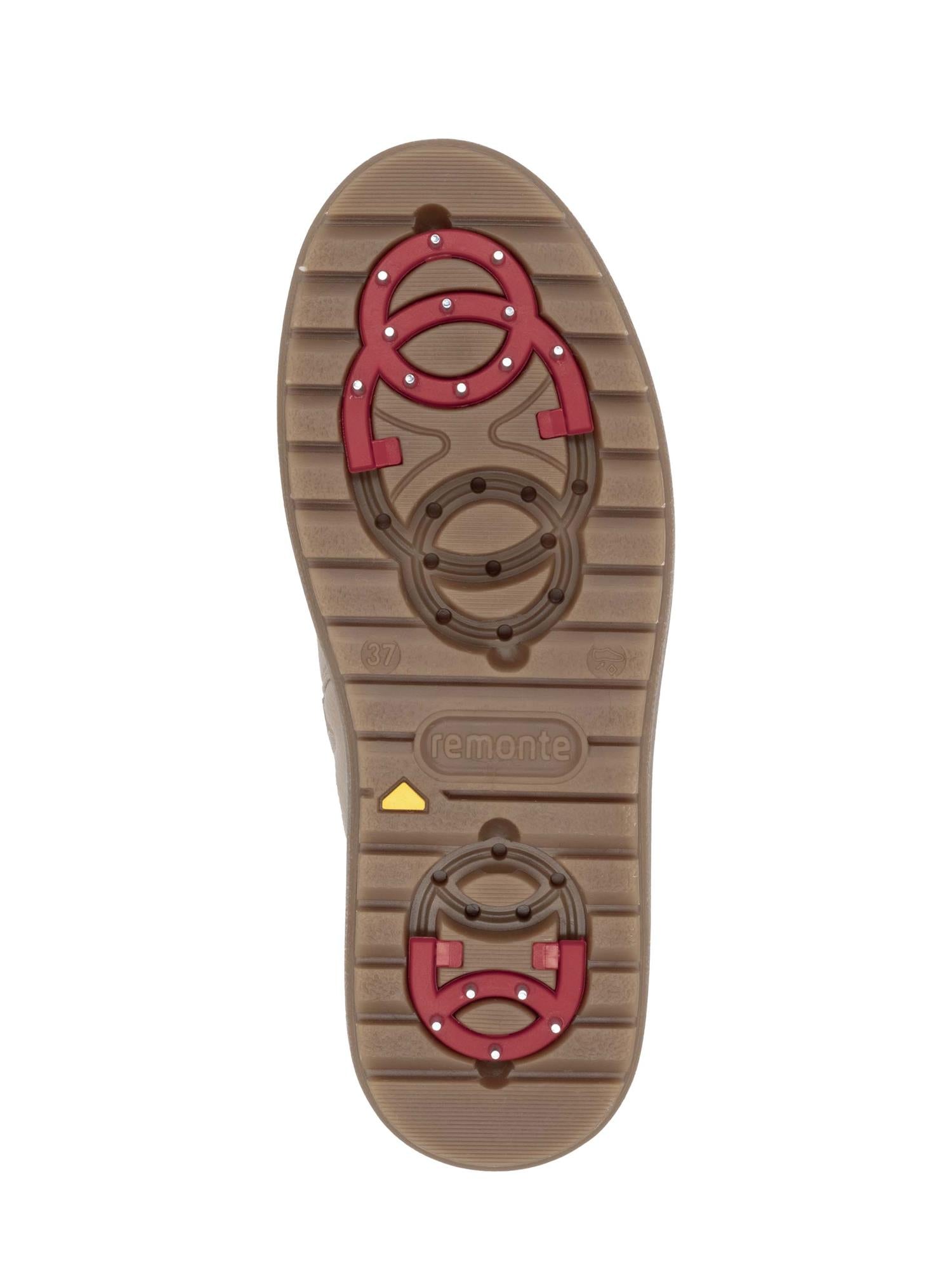 Sålen på 04803 Remonte premium leather tex nude har røde sirkulære og ovale trekkmønster, horisontale riller, en gul trekant og den pregede Remonte-logoen i midten.