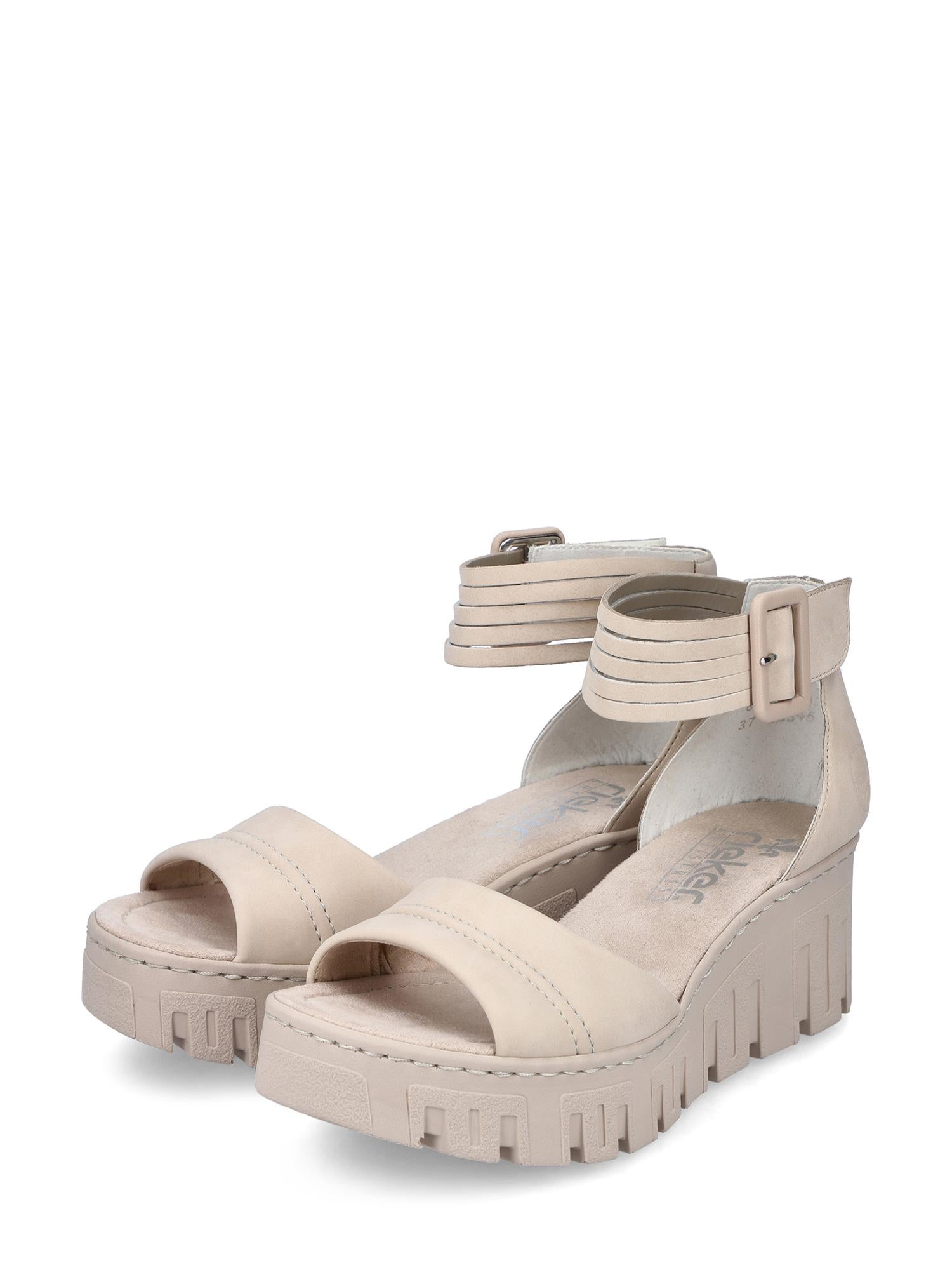 07502 Rieker Sandy Kilesandal fra Rieker Comfort & Style har beige platåsandaler med chunky, strukturert såle, åpne tær, brede remmer foran og ankelstropper med store spenner for moderne komfort.