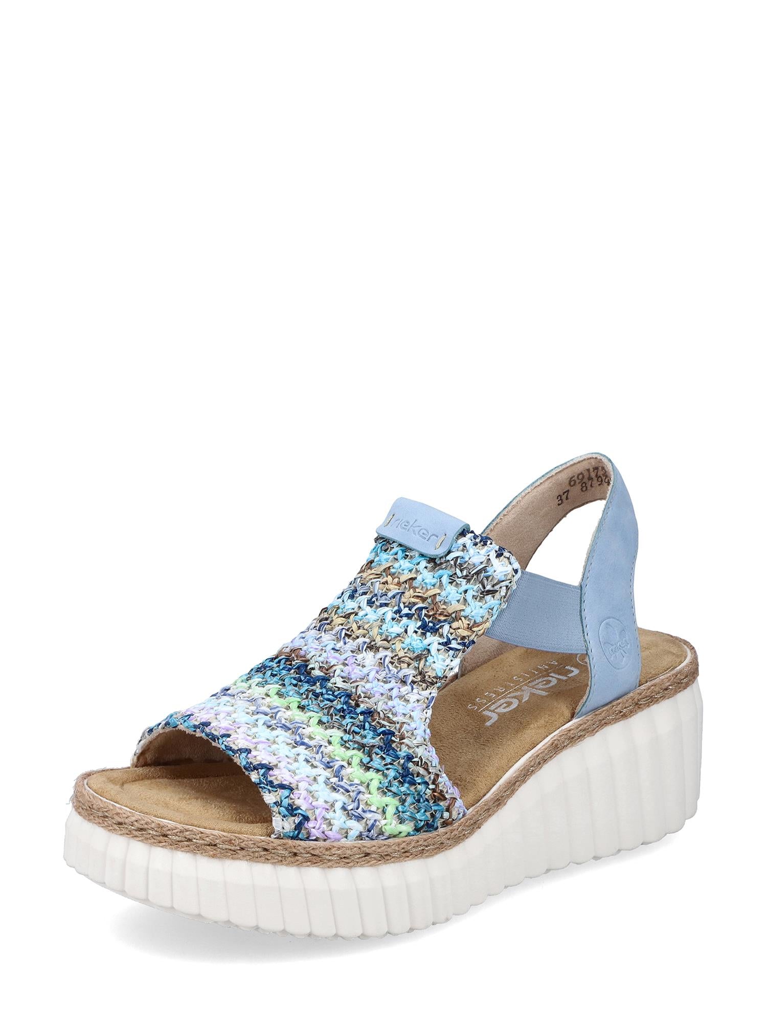 07504 Rieker Colour Sandal fra Rieker Comfort & Style har en flerfarget vevd overdel, lyseblå detaljer, åpen tå, elastisk hælrem og tykk hvit såle med Antistress. Den kamelbrune innersålen er mykt polstret for komfort.