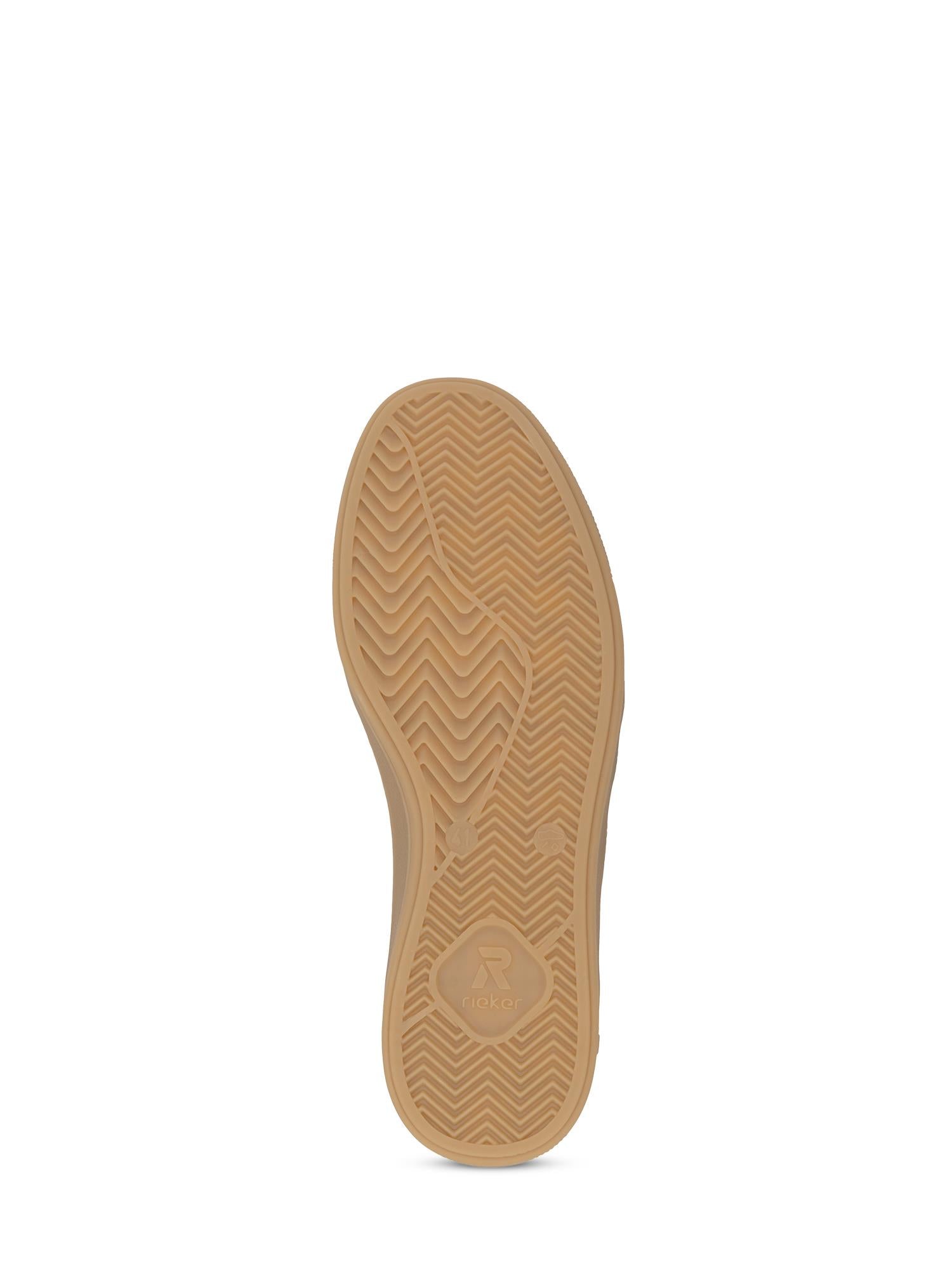 En brunbrun gummisåle med chevronmønster og Rieker Sport-logo, sett nedenfra mot hvitt, fremhever Swing2Go-teknologien til 03337 Rieker San Diego Leather Sneaker White - designet for ekstra komfort.