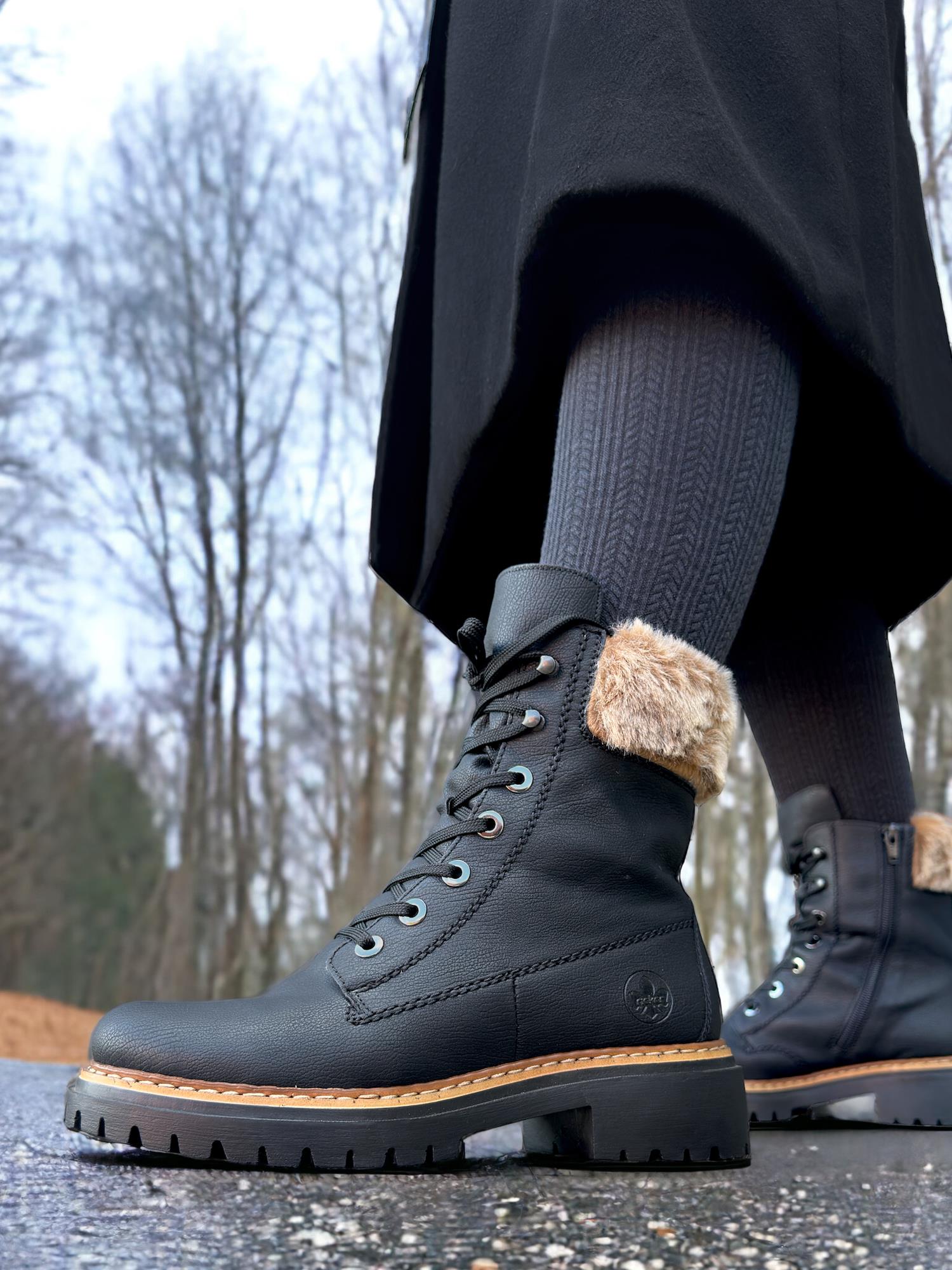 Rieker 05377 Warm Fur Boot