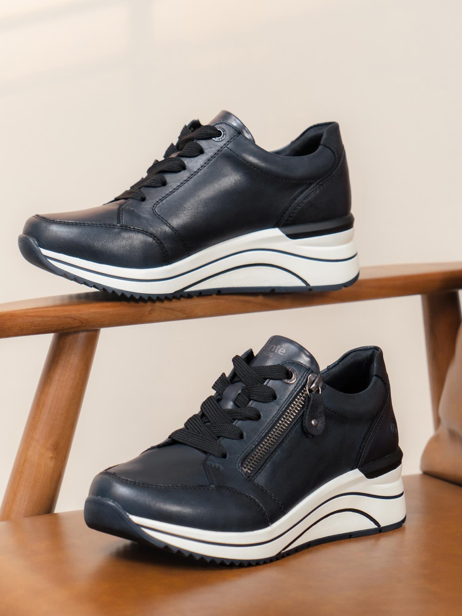 04555 Remonte Alvra Navy Leather Sneaker