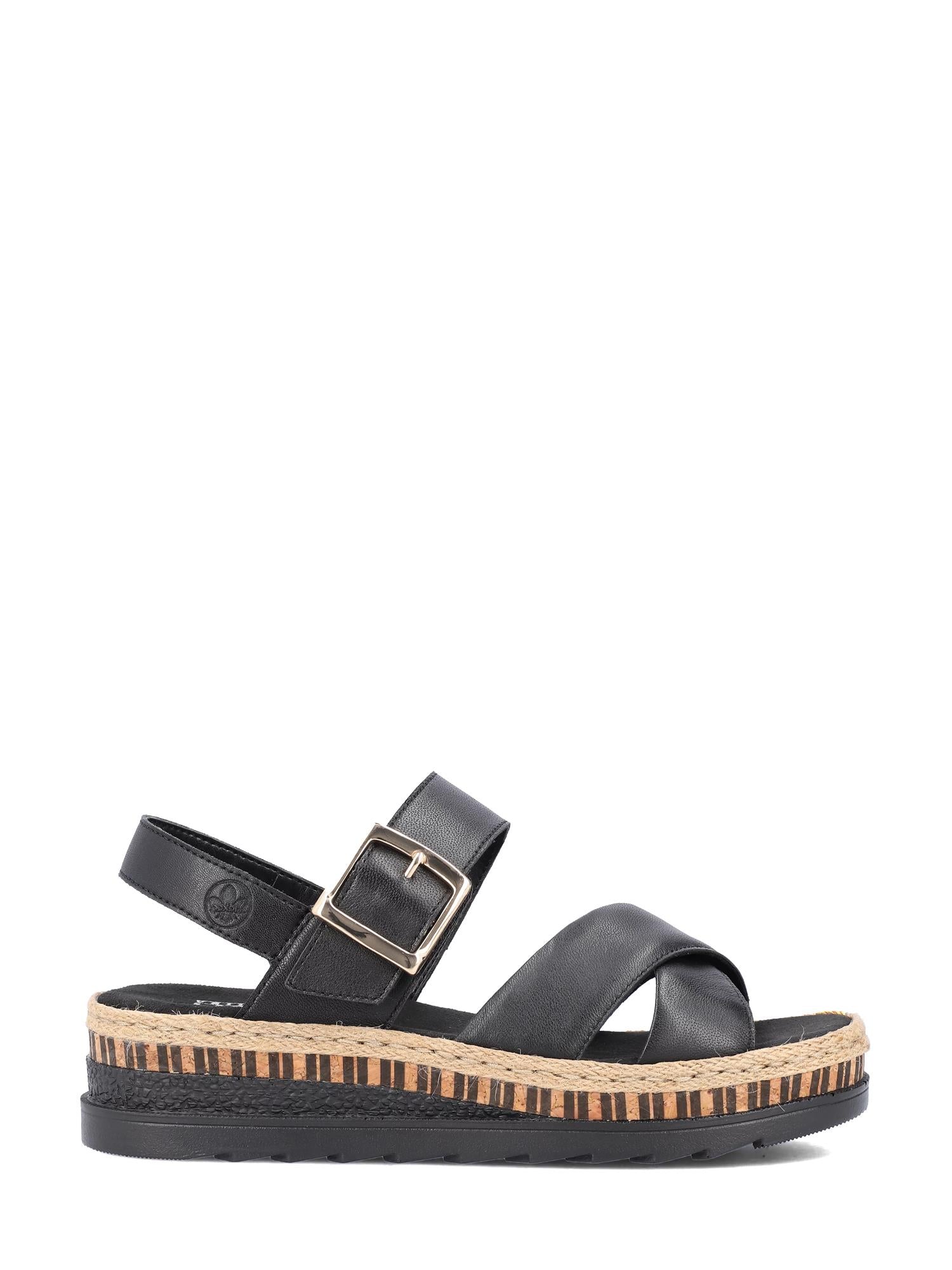 08084 Rieker Arizona Sandal Black Leather fra Rieker Comfort & Style har svarte lærremmer på kryss og tvers, spenne på siden, slingback-design og en flat såle med vevde stripete detaljer for komfort på en sort yttersåle med struktur.