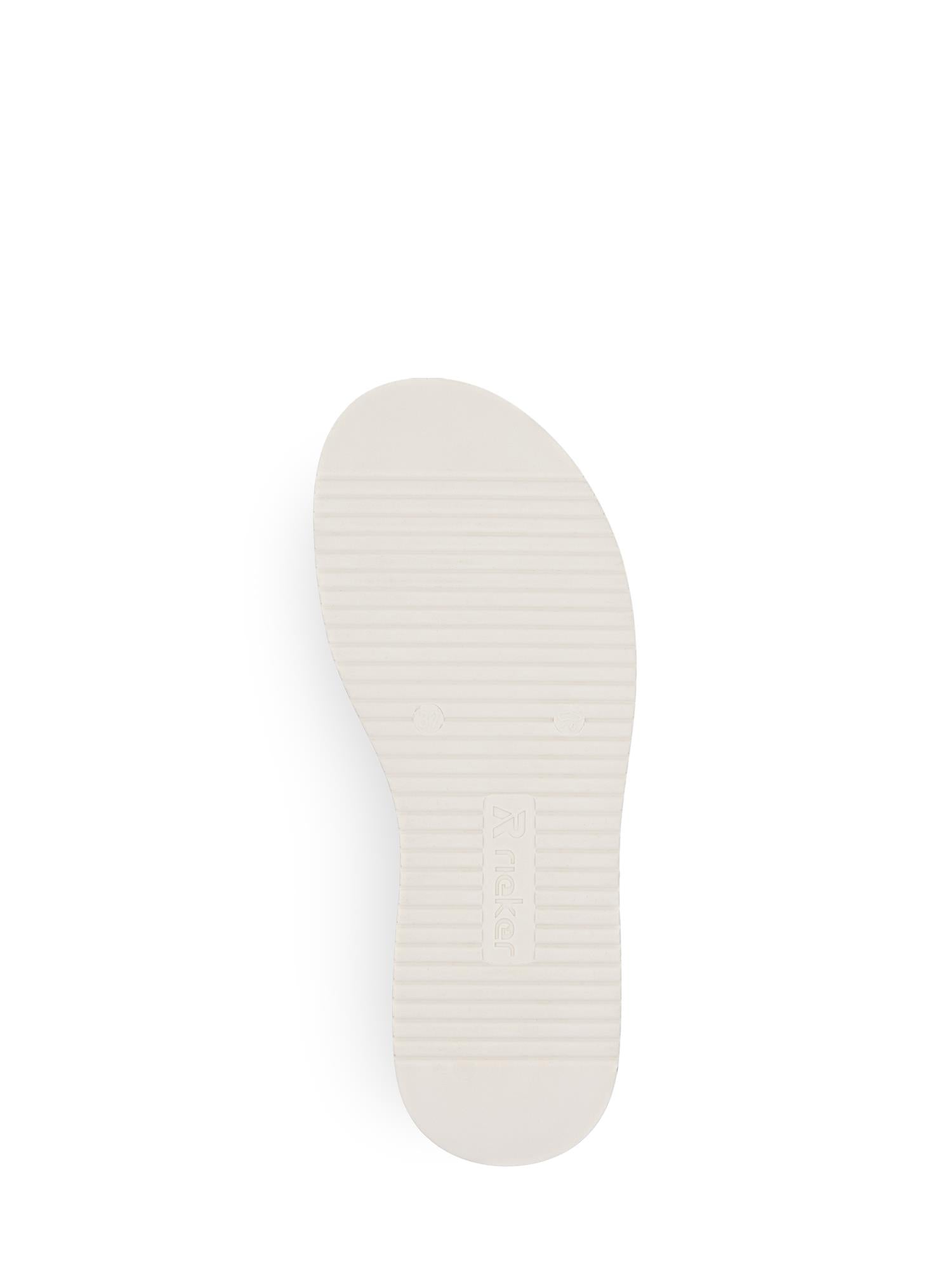 03447 Rieker Toscana Leather Sandal fra Rieker Comfort & Style har en hvit såle med horisontale riller og "Rider" preget i midten, noe som gir både stil og velvære som minner om Riekers signaturkomfort.